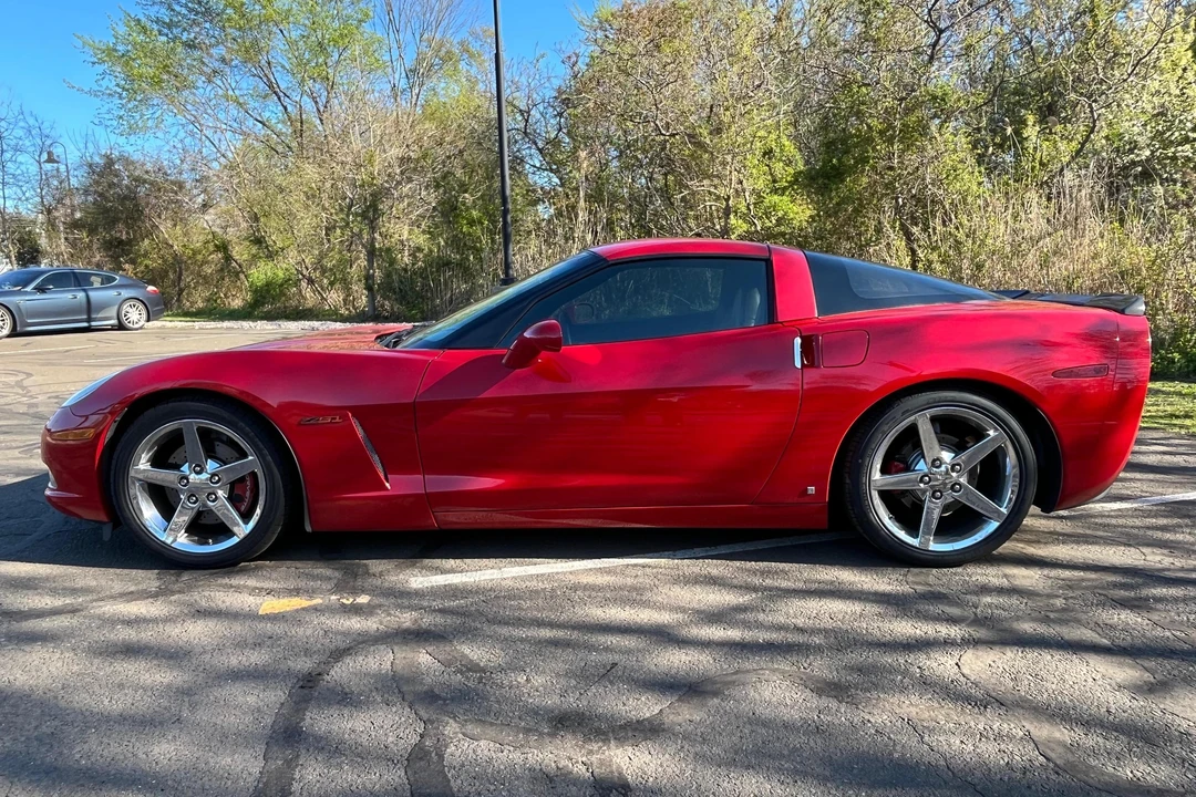 2007 Chevrolet Corvette C6 - Image 3 of 31