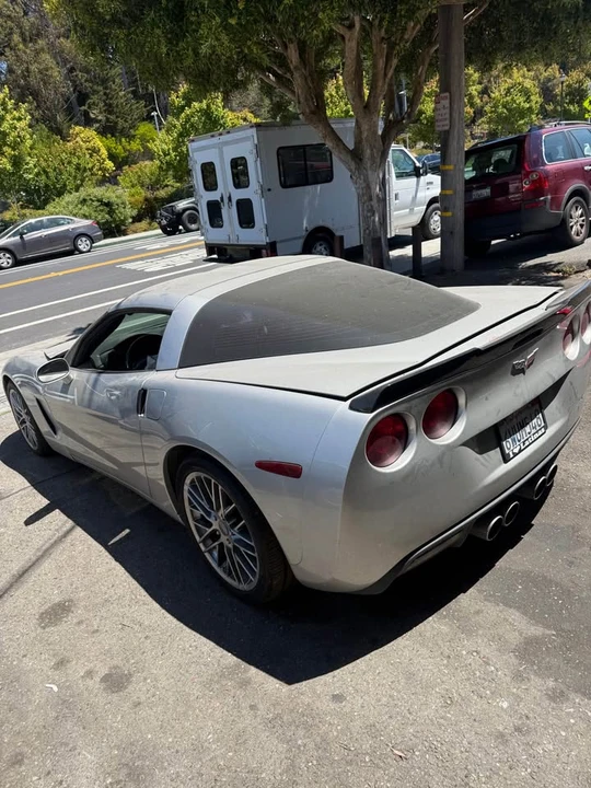 2007 Chevrolet Corvette C6 - Image 3 of 8
