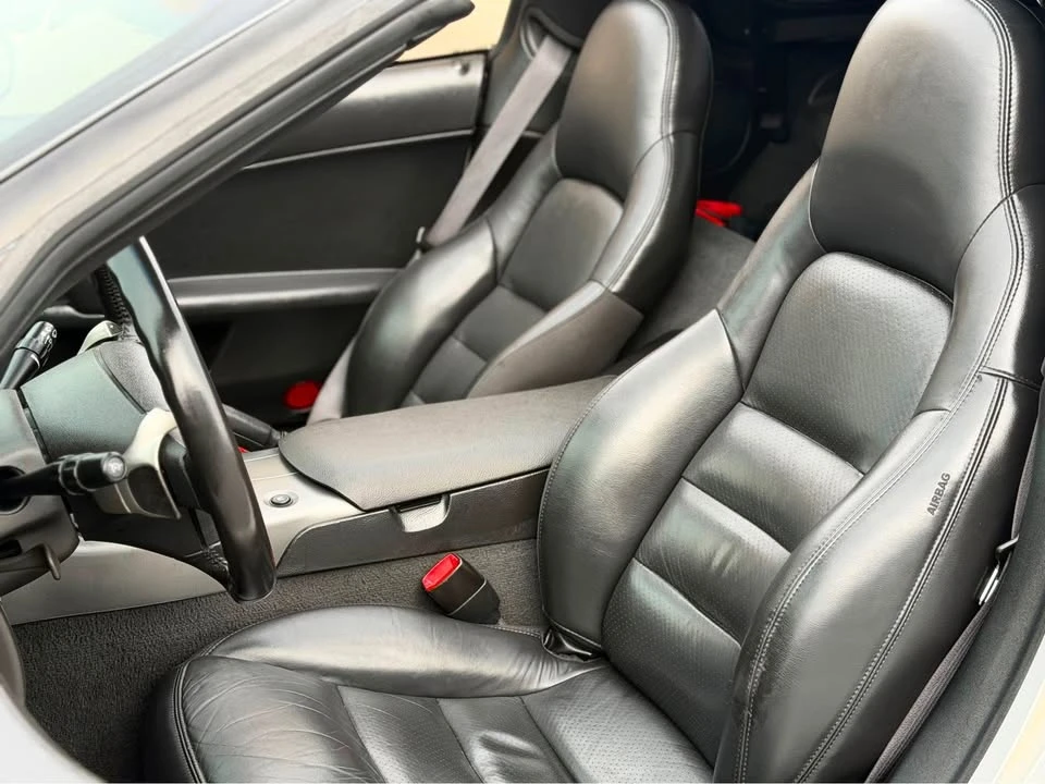 2007 Chevrolet Corvette C6 - Image 10 of 14