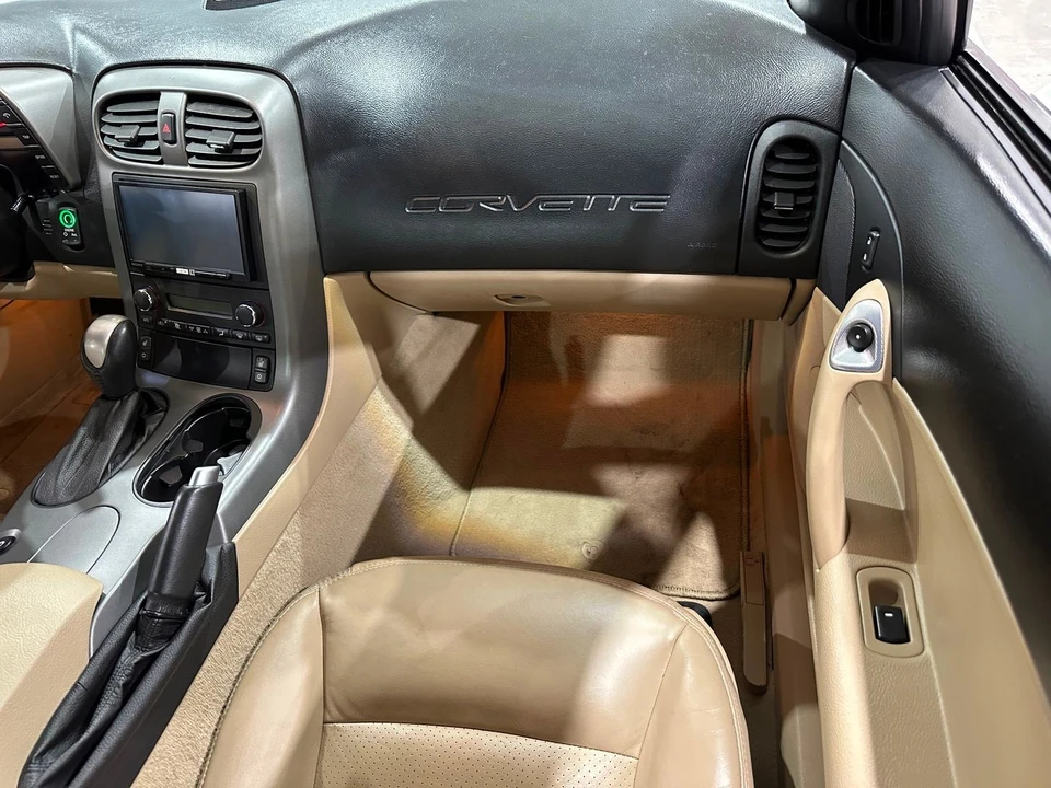 2007 Chevrolet Corvette C6 - Image 14 of 21