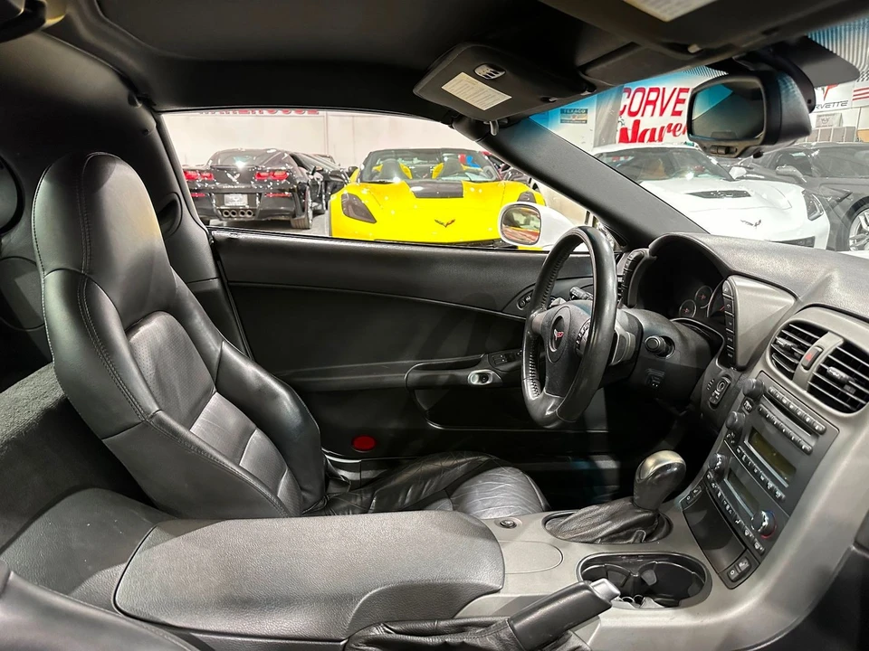 2007 Chevrolet Corvette C6 - Image 10 of 21