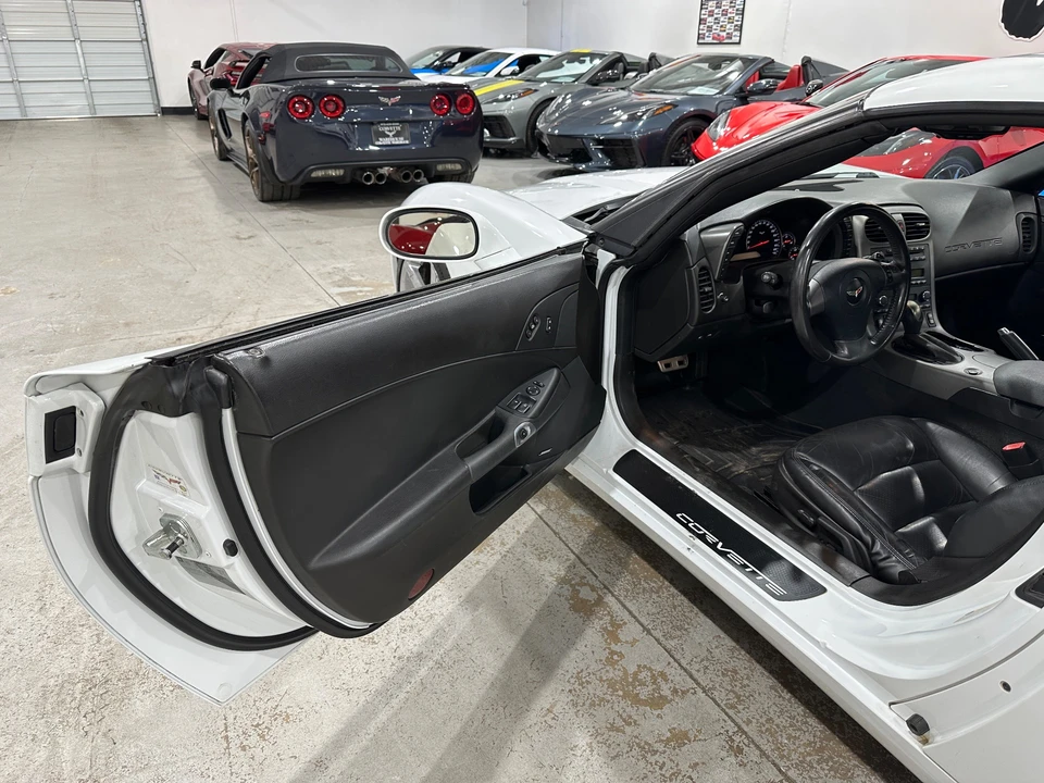 2007 Chevrolet Corvette C6 - Image 13 of 31