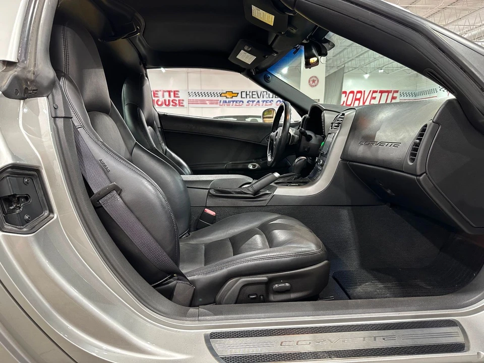 2007 Chevrolet Corvette C6 - Image 11 of 21