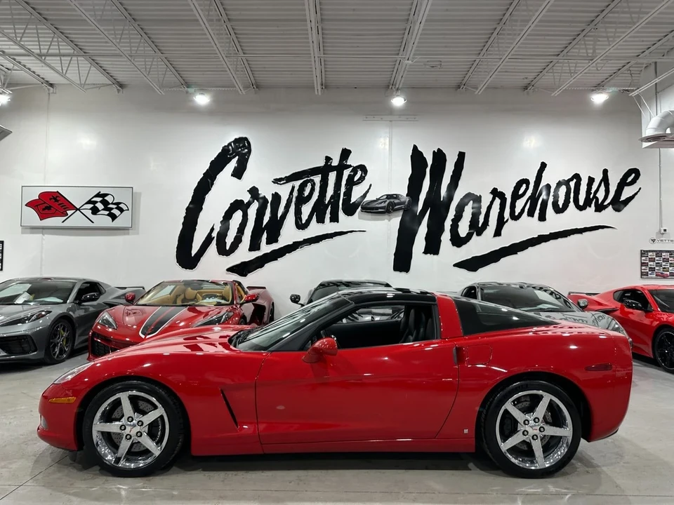 2007 Chevrolet Corvette C6 - Image 2 of 12
