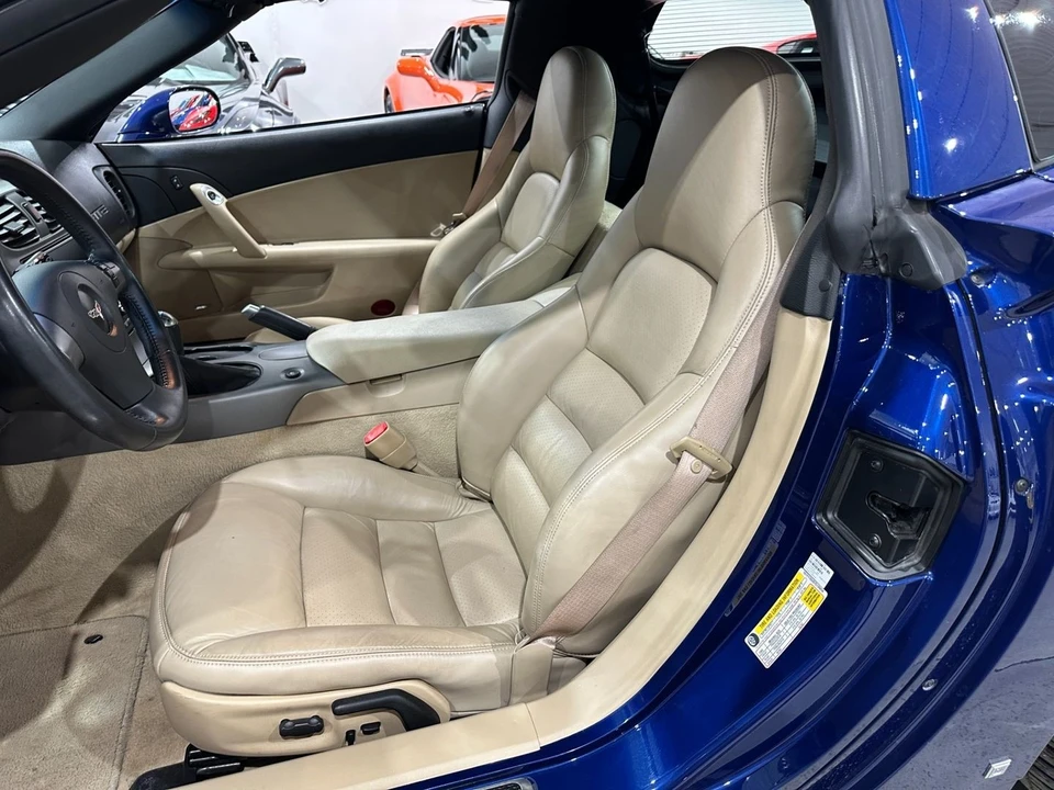 2007 Chevrolet Corvette C6 - Image 18 of 21