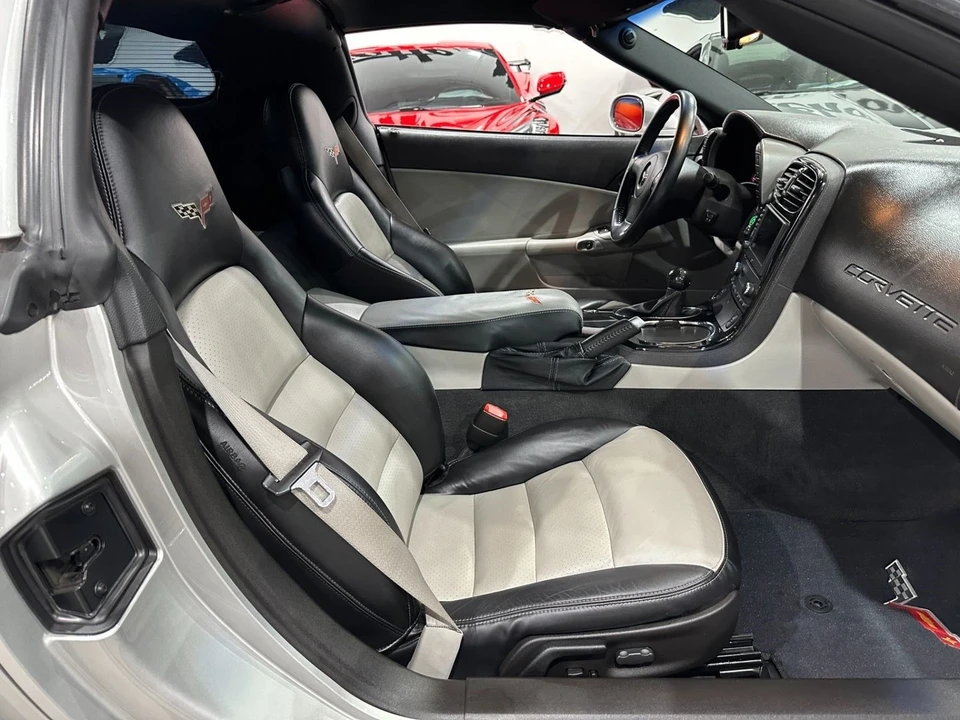 2007 Chevrolet Corvette C6 - Image 19 of 21