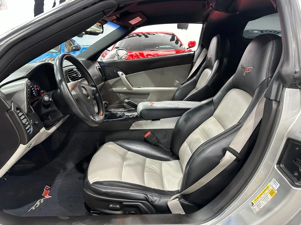2007 Chevrolet Corvette C6 - Image 18 of 21