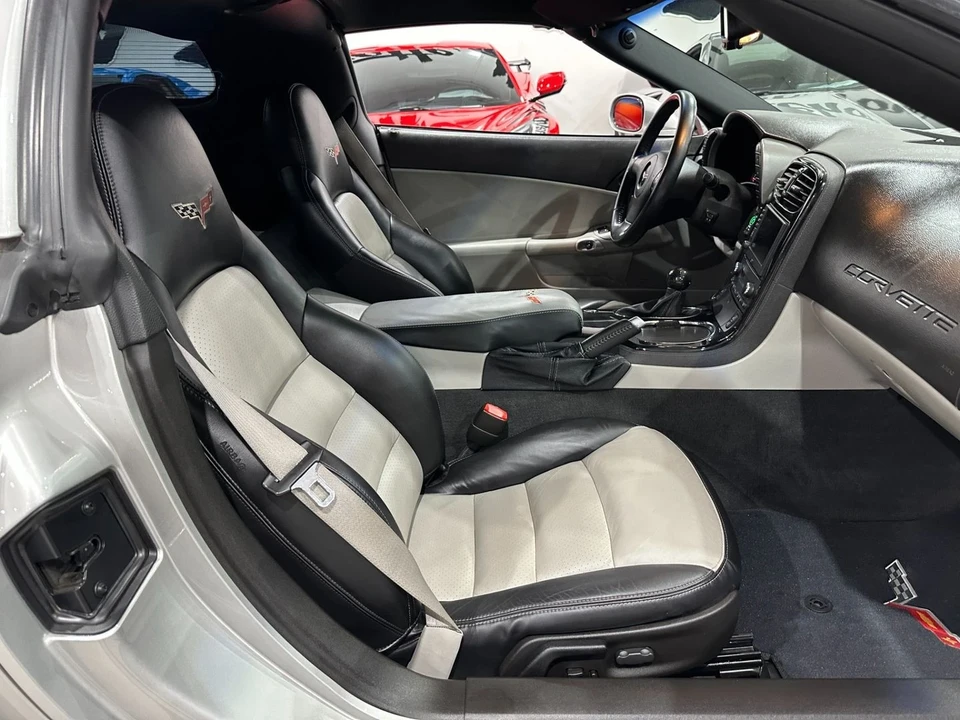 2007 Chevrolet Corvette C6 - Image 18 of 20