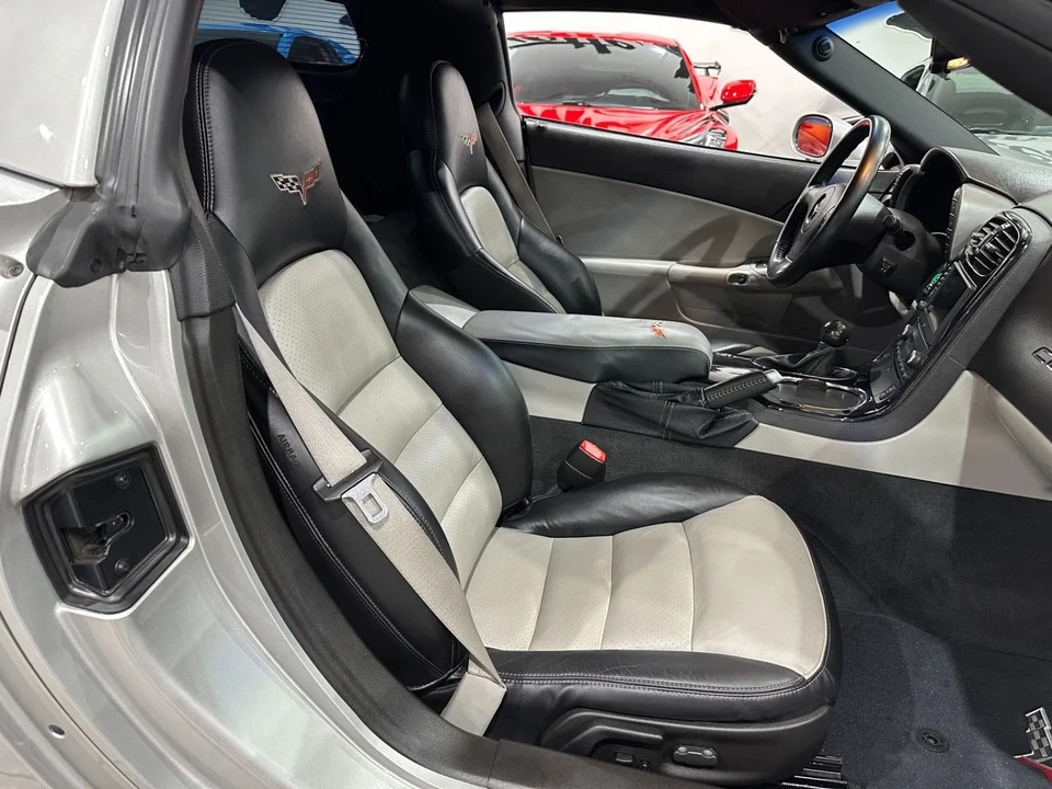 2007 Chevrolet Corvette C6 - Image 13 of 20