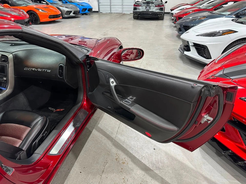 2007 Chevrolet Corvette C6 - Image 17 of 21
