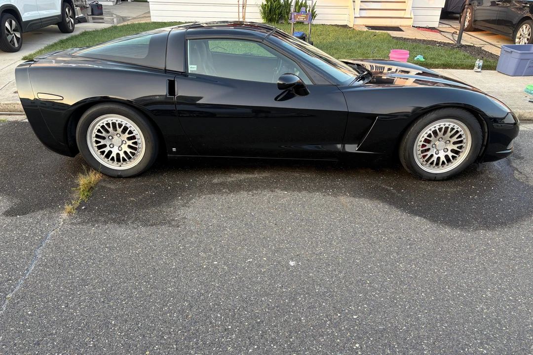 2007 Chevrolet Corvette C6 - Image 3 of 31