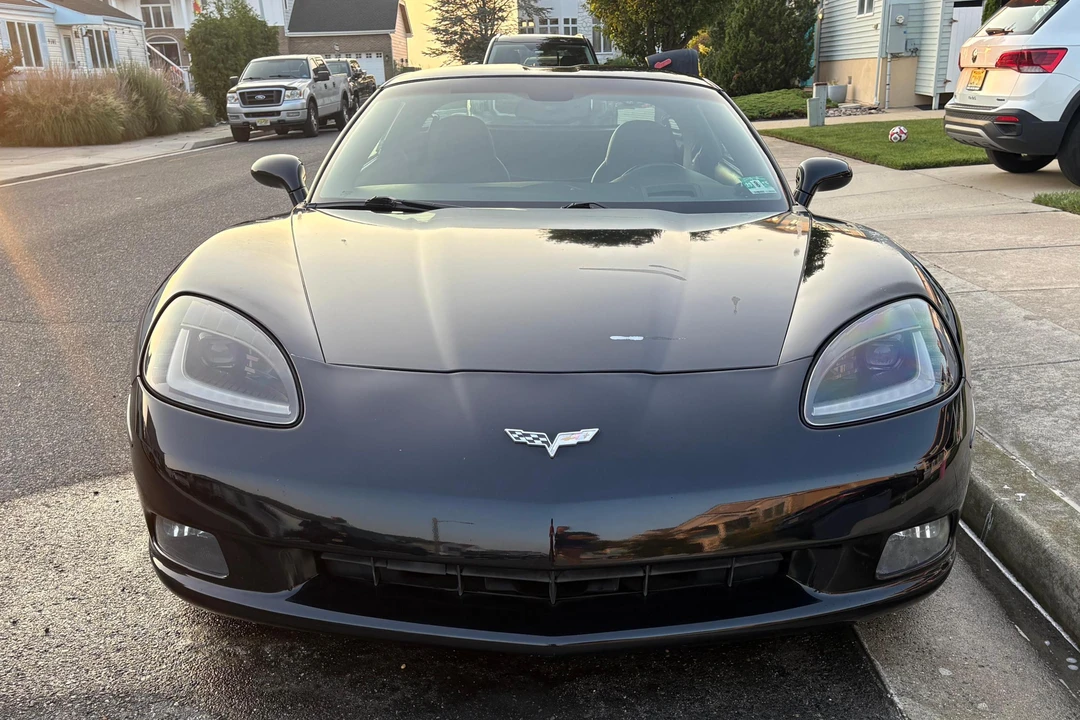2007 Chevrolet Corvette C6 - Image 2 of 31