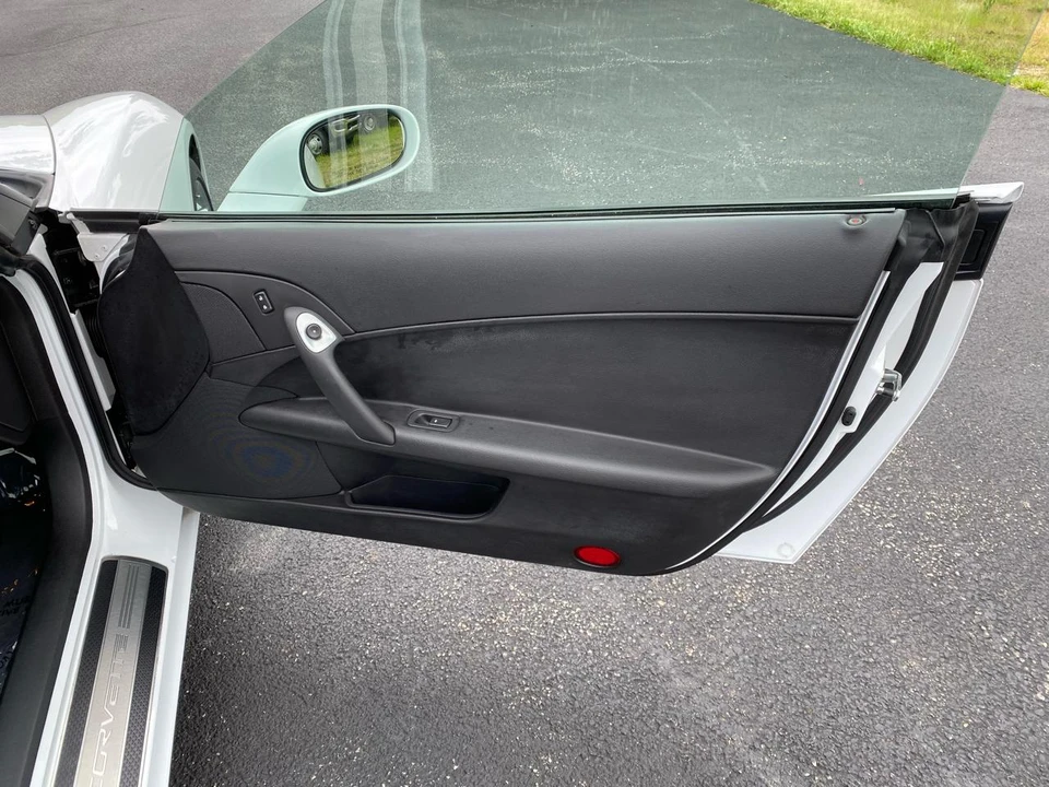 2007 Chevrolet Corvette C6 - Image 15 of 31