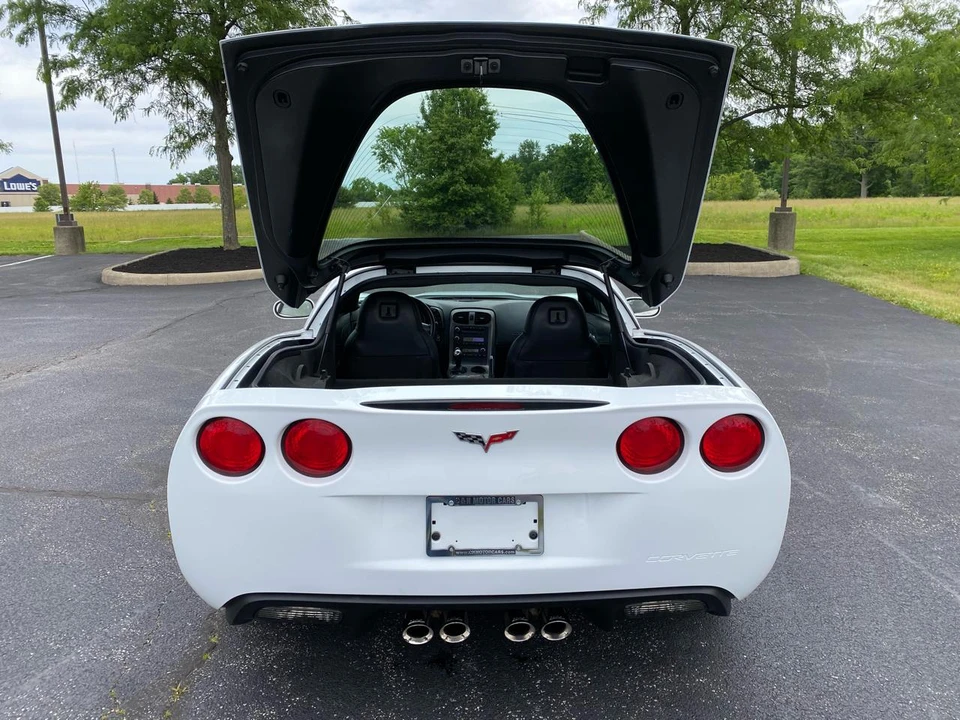 2007 Chevrolet Corvette C6 - Image 28 of 31