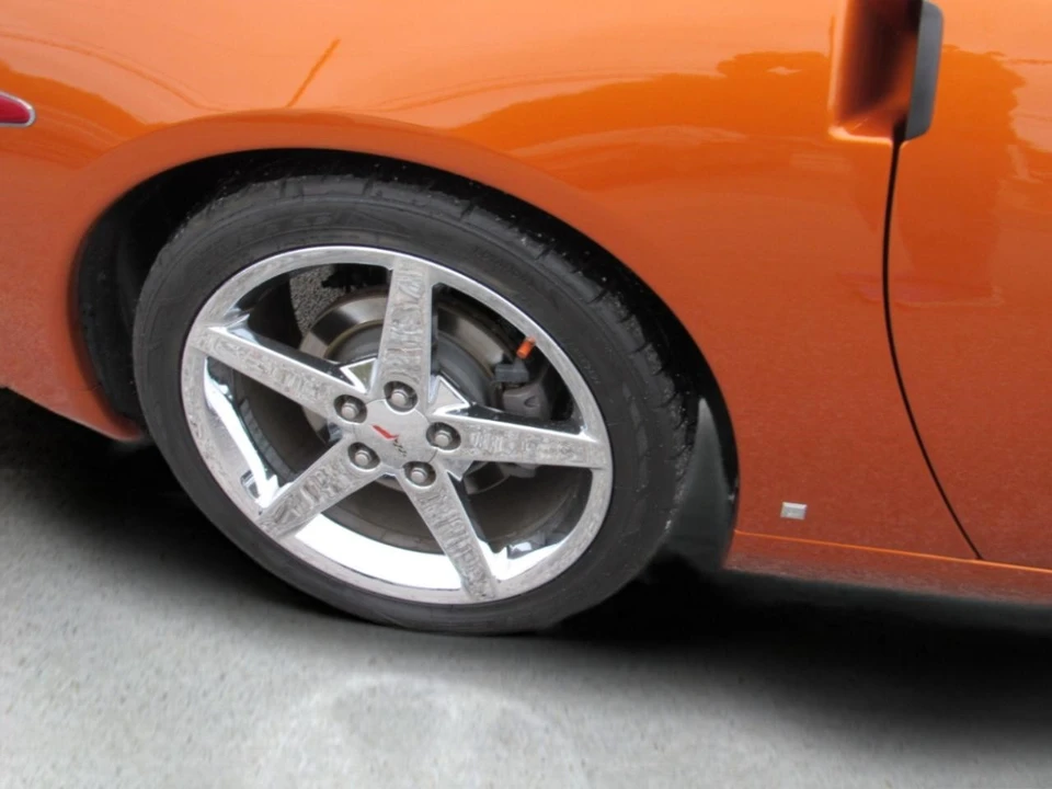 2007 Chevrolet Corvette C6 - Image 17 of 21