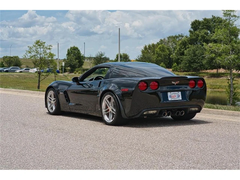 2007 Chevrolet Corvette C6 - Image 3 of 12