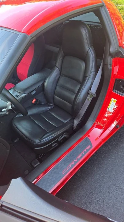 2007 Chevrolet Corvette C6 - Image 10 of 15