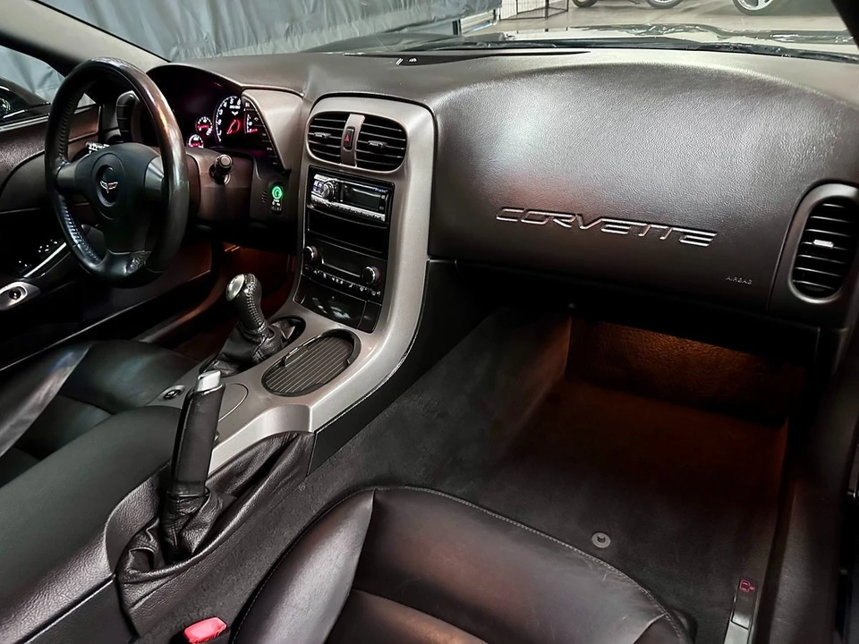 2007 Chevrolet Corvette C6 - Image 15 of 21