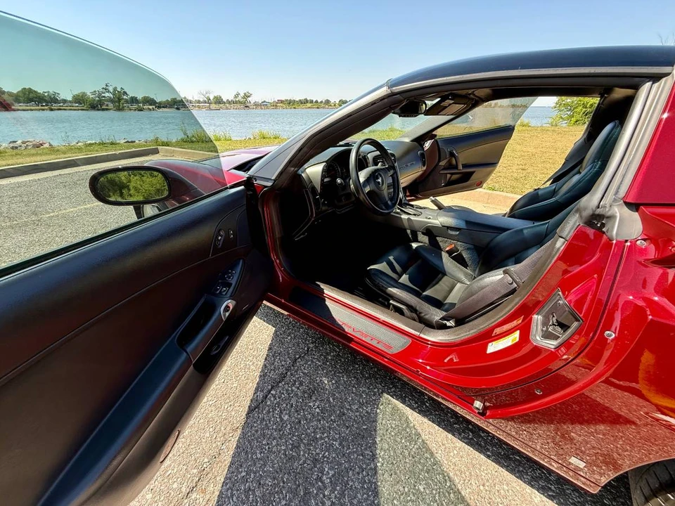 2007 Chevrolet Corvette C6 - Image 19 of 20