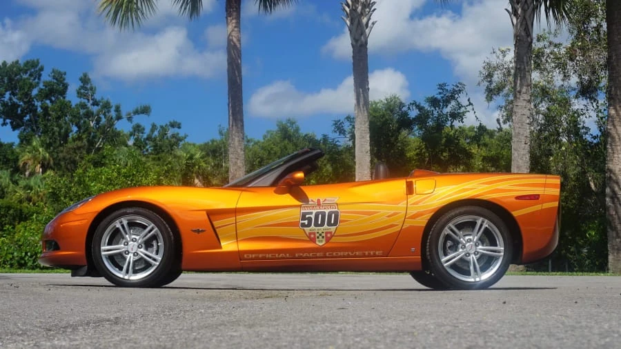 2007 Chevrolet Corvette C6 - Image 2 of 17