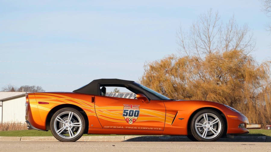2007 Chevrolet Corvette C6 - Image 2 of 12