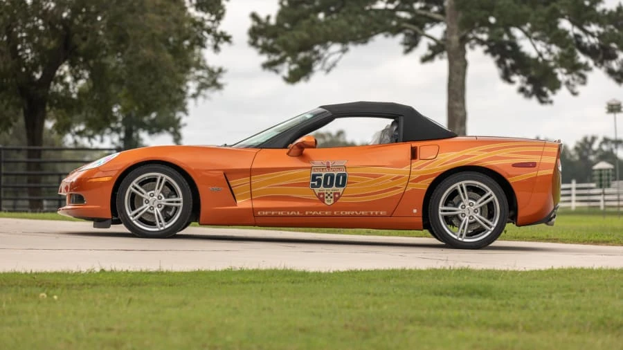 2007 Chevrolet Corvette C6 - Image 2 of 31