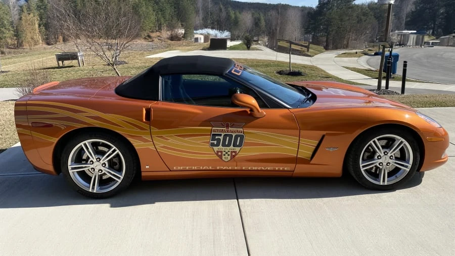 2007 Chevrolet Corvette C6 - Image 2 of 18