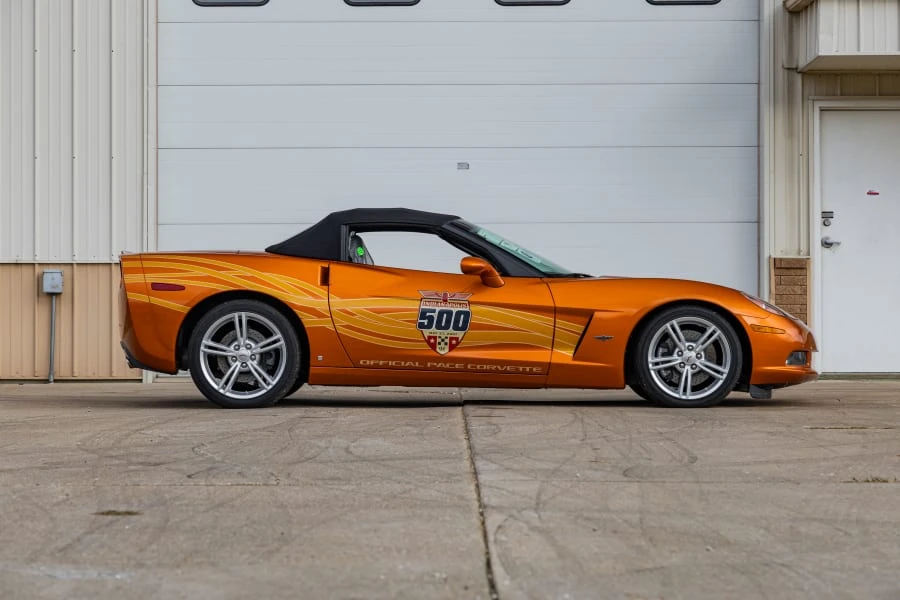 2007 Chevrolet Corvette C6 - Image 2 of 31
