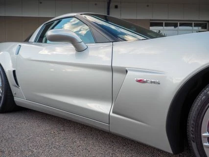 2007 Chevrolet Corvette C6 Z06 - Image 16 of 31