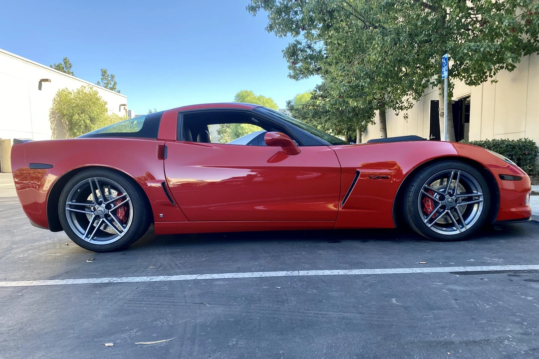 2007 Chevrolet Corvette C6 Z06 - Image 3 of 31