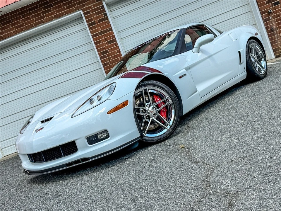 2007 Chevrolet Corvette C6 Z06 - Image 2 of 31