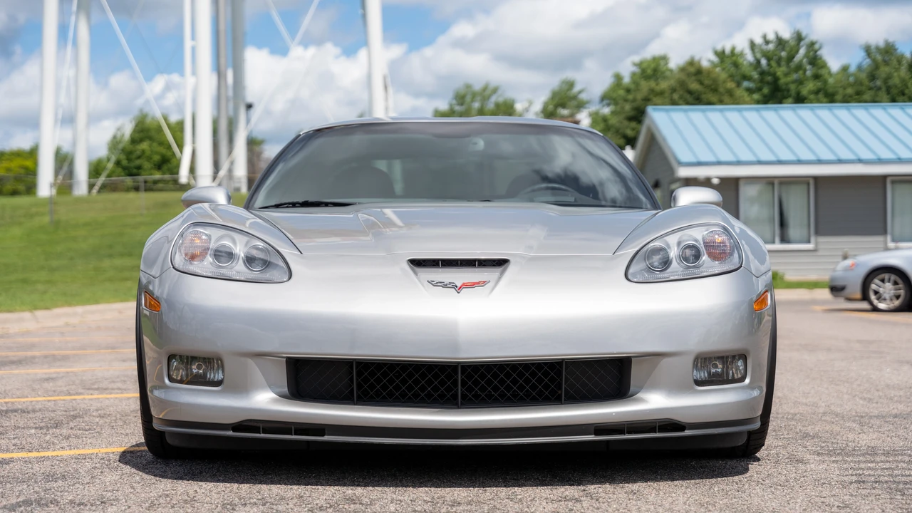 2007 Chevrolet Corvette C6 Z06 - Image 2 of 31