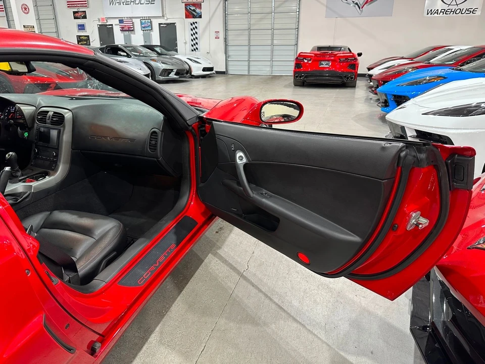 2007 Chevrolet Corvette C6 Z06 - Image 17 of 21