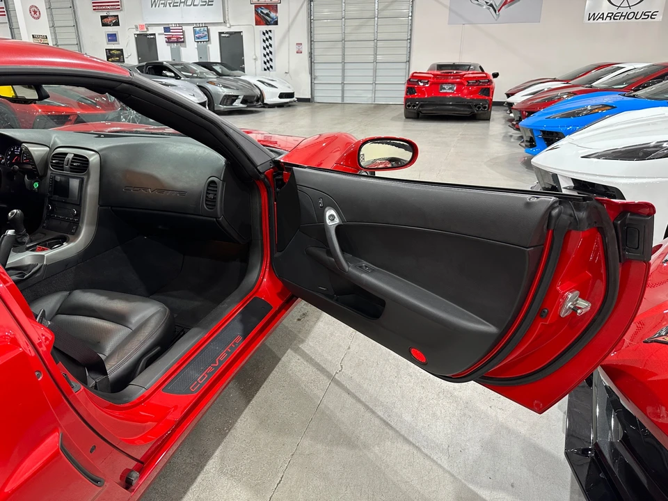 2007 Chevrolet Corvette C6 Z06 - Image 16 of 31
