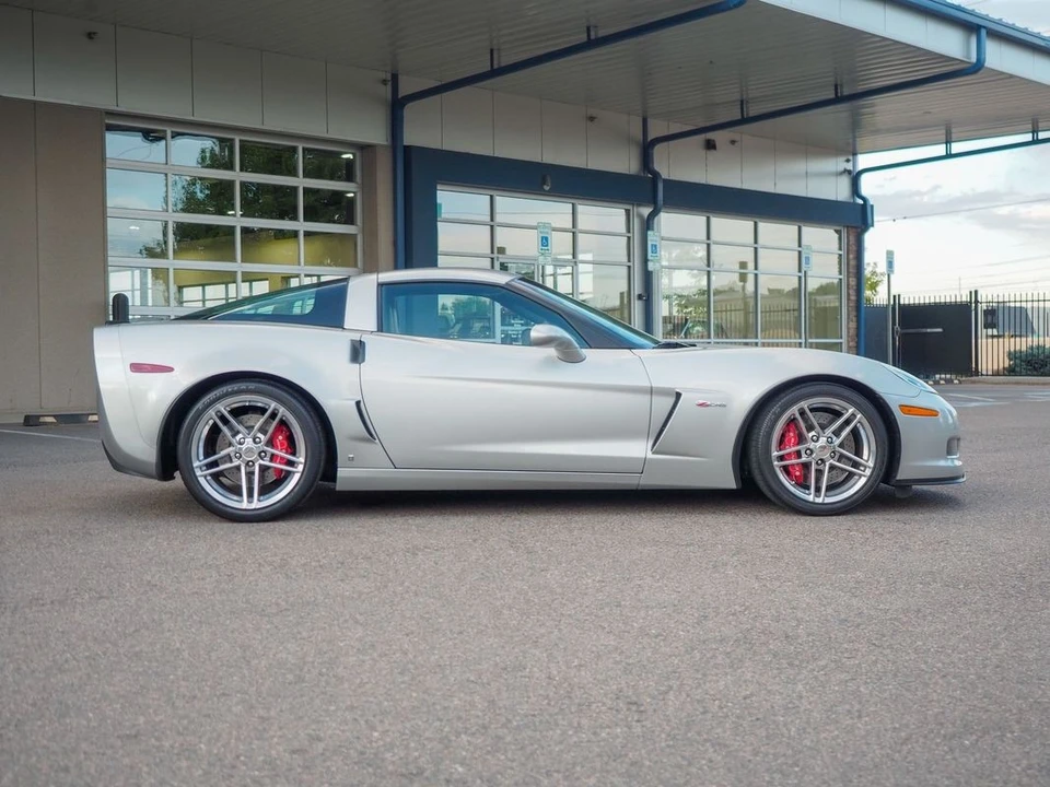 2007 Chevrolet Corvette C6 Z06 - Image 12 of 31