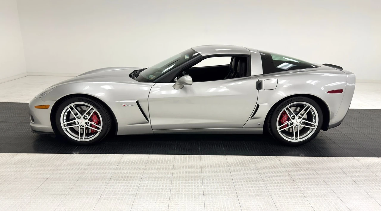2007 Chevrolet Corvette C6 Z06 - Image 2 of 12