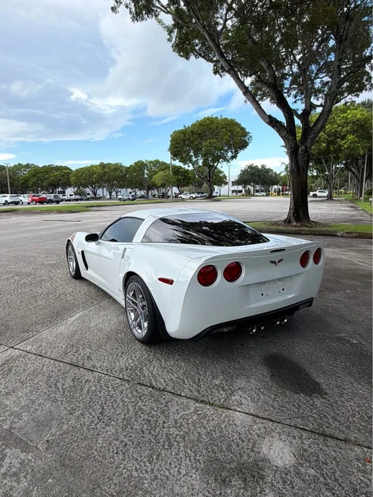 2007 Chevrolet Corvette C6 Z06 - Image 2 of 10