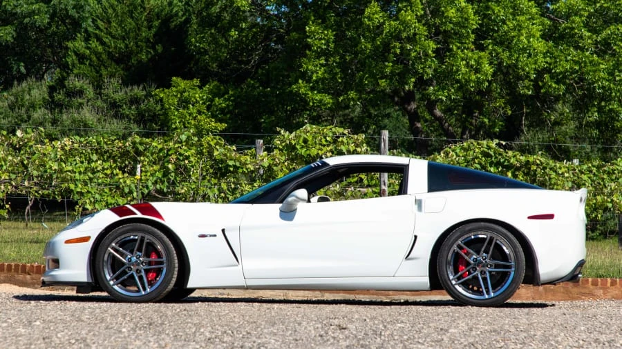 2007 Chevrolet Corvette C6 Z06 - Image 2 of 12
