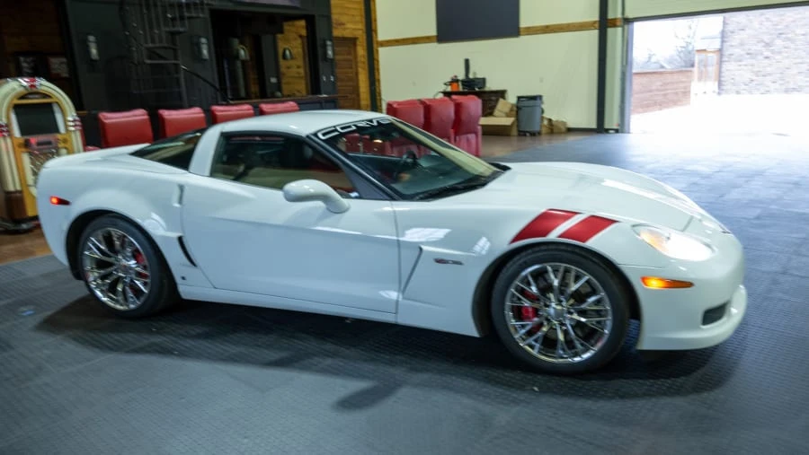 2007 Chevrolet Corvette C6 Z06 - Image 2 of 15