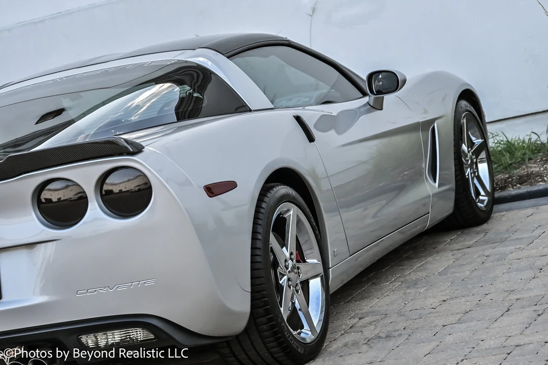 2007 Chevrolet Corvette C6 - Image 10 of 12
