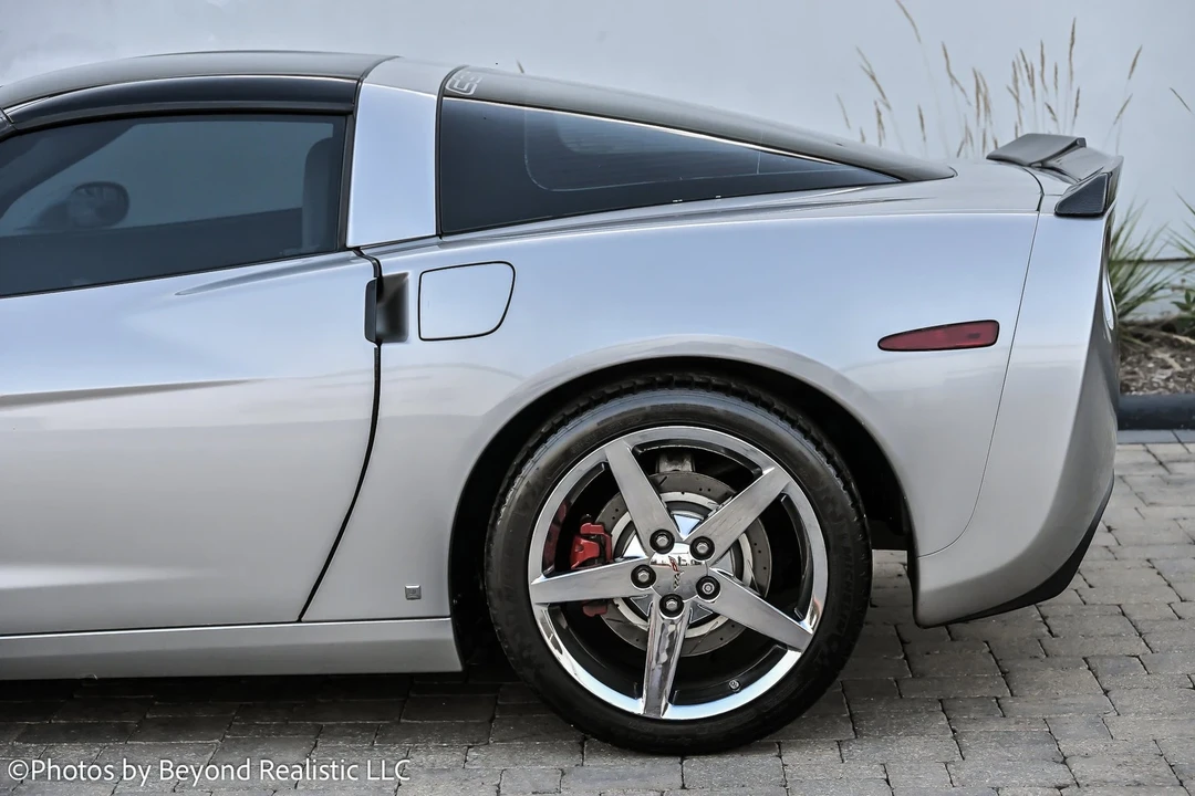 2007 Chevrolet Corvette C6 - Image 17 of 21