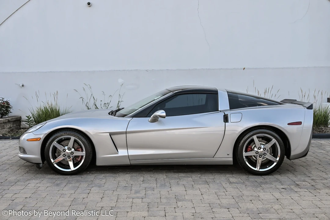 2007 Chevrolet Corvette C6 - Image 6 of 12