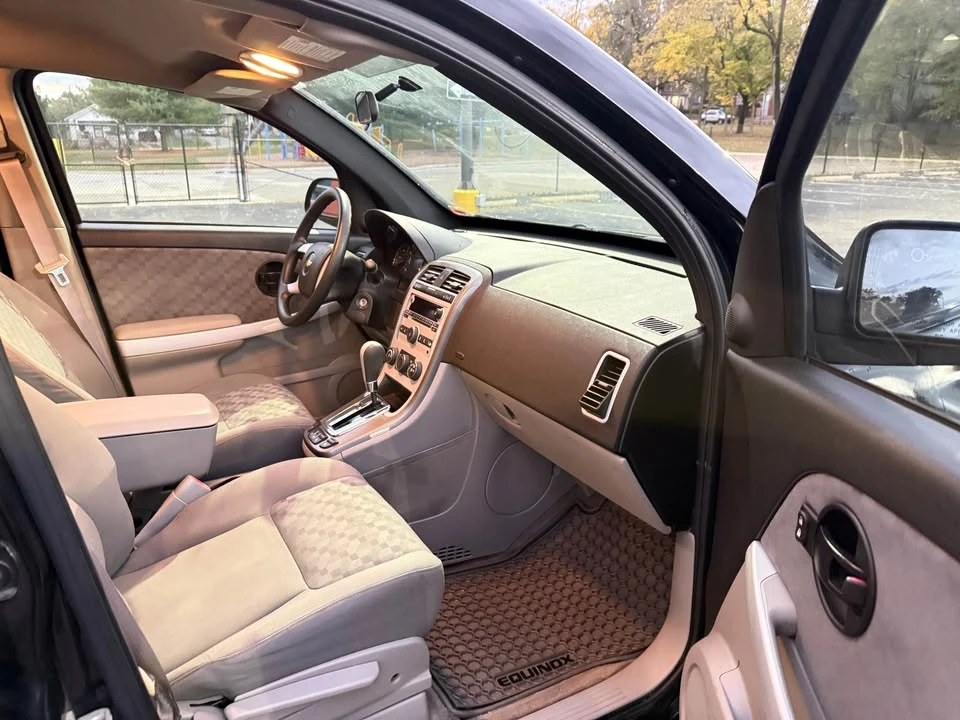 2007 Chevrolet Equinox - Image 8 of 11