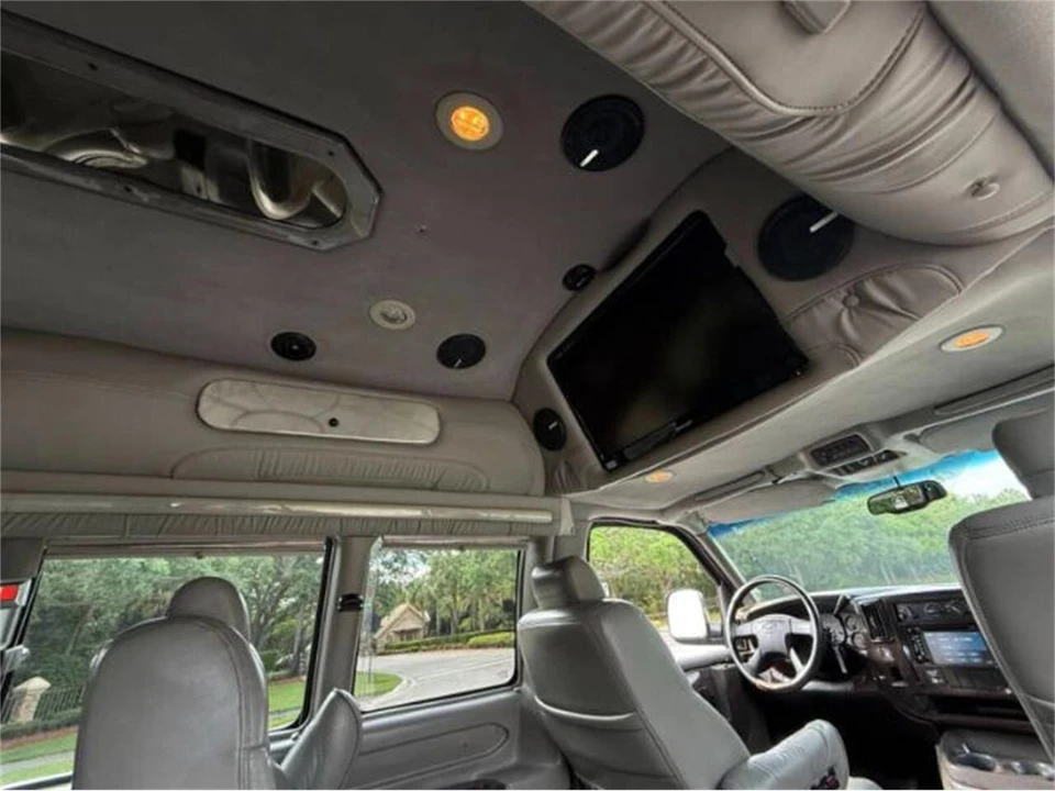 2007 Chevrolet Express - Image 5 of 27