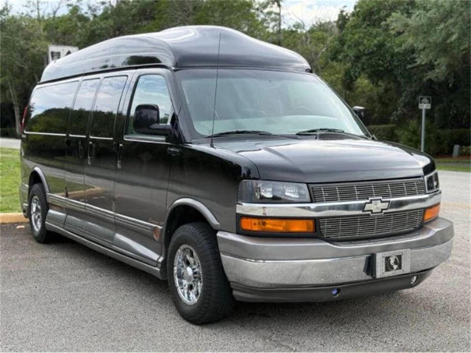 2007 Chevrolet Express - Image 19 of 27