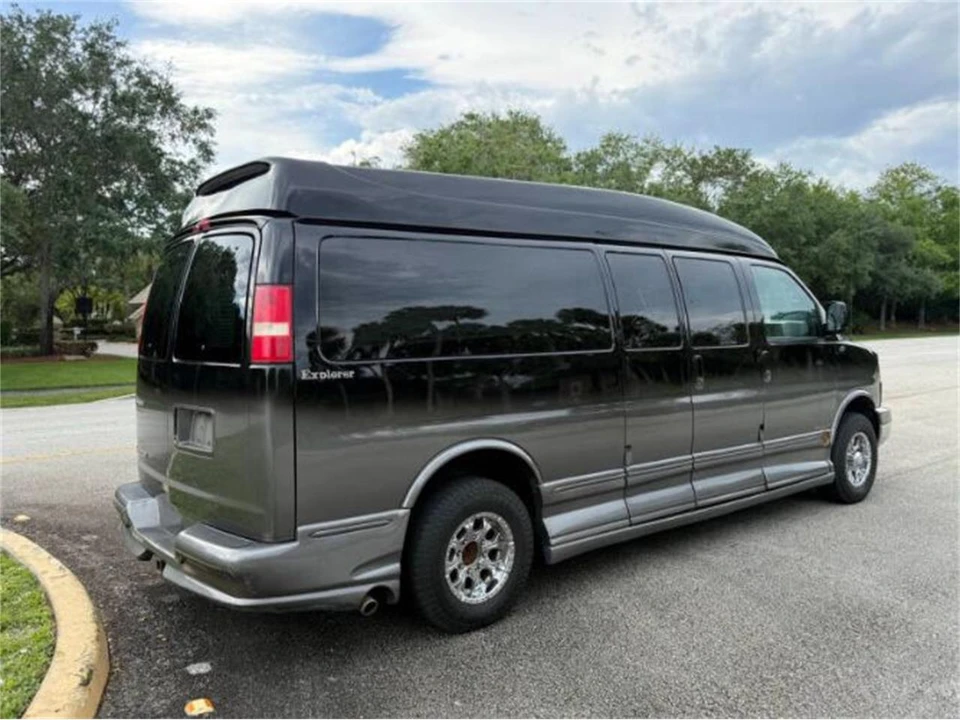 2007 Chevrolet Express - Image 22 of 27