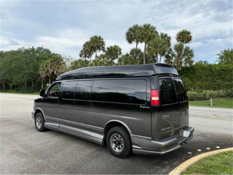 2007 Chevrolet Express - Image 24 of 27