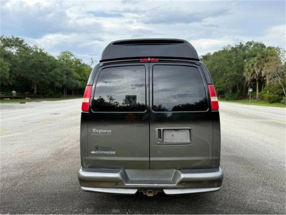 2007 Chevrolet Express - Image 25 of 27