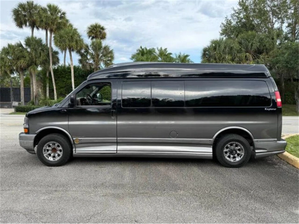 2007 Chevrolet Express - Image 26 of 27