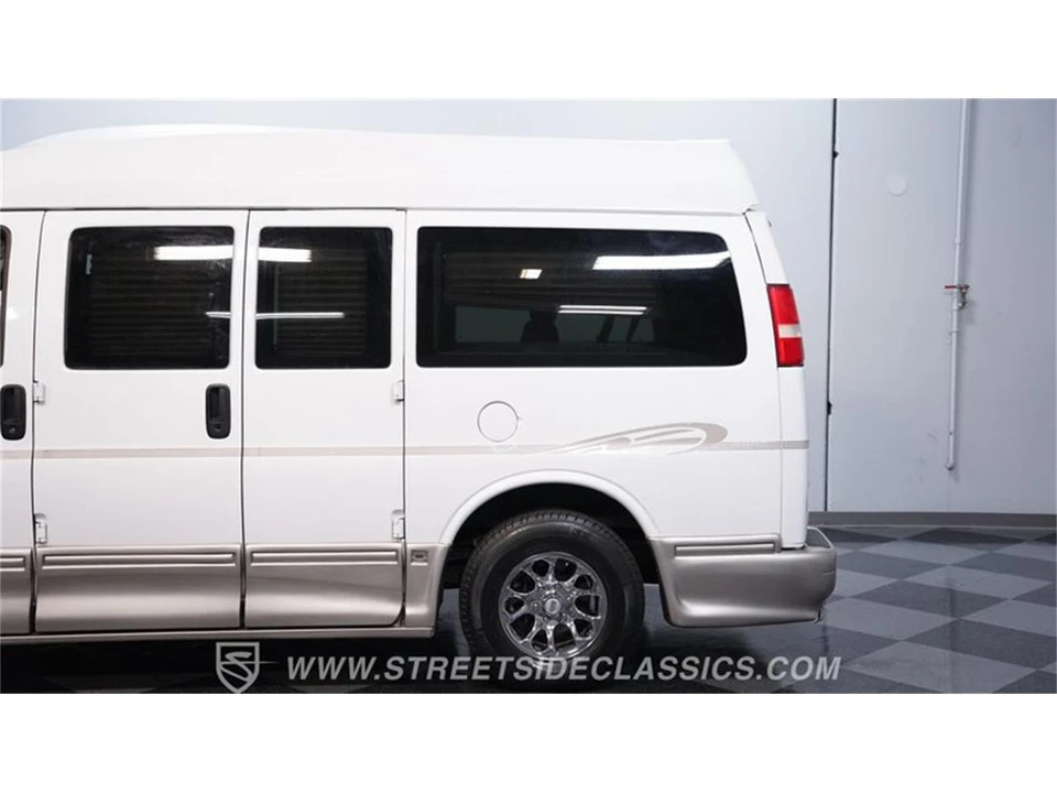 2007 Chevrolet Express - Image 21 of 31